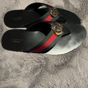 Authentic Men's Gucci thong sandals